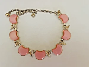 Pink moonglow vintage necklace, excellent condition - Picture 1 of 4