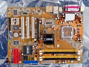 Placa madre Asus P5LD2 LGA775 - Imagen 1 de 7