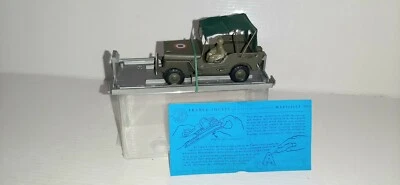 CAMIONETTA MILITARE CON PERSONAGGIO MADE IN FRANCE GEVARM SCALA 1/43 OBSOLETO - Immagine 1 di 4