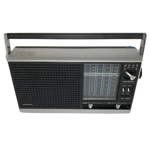 Radio Magnavox 579 4 Bandas AM / FM / CB / MB De Colección Hecha en Singapur - Imagen 1 de 12