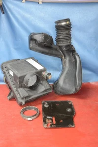 03-06 GM Sierra Silverado 6.0L Caja Filtro de Aire Carcasa de Admisión Tapa Tubo Resonador - Imagen 1 de 17