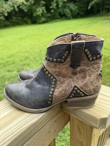 Circle G Women's Western Ankle Boots Studded Star Inlay Leather Zip Closure Sz 9 - Picture 1 of 8