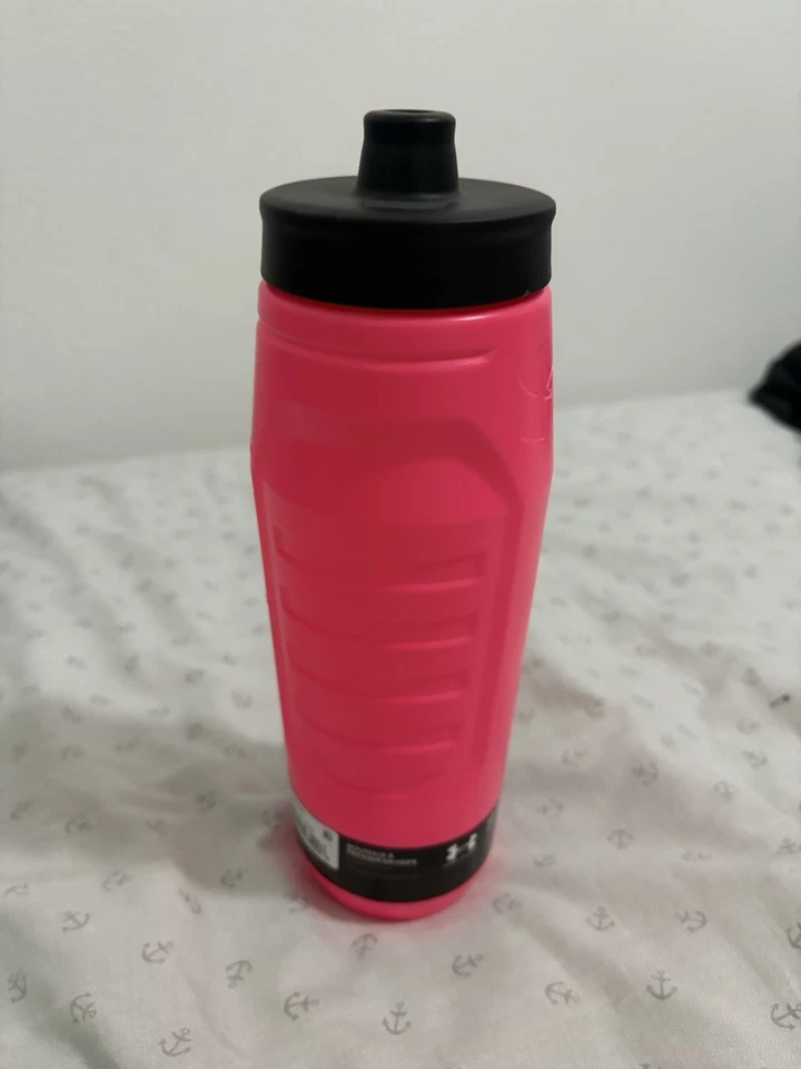 Under Armour Squeeze Water Bottles, 32 Oz Water Bottles, Sideline Sports Water B - Image 1 of 1