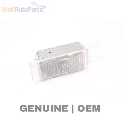 AUDI A5 QUATTRO 2017-2024 - Luz interior transparente 7L0947415 Foto 1 de 4