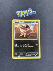 Juego de cartas coleccionables Pokémon Sandile Flashfire 56/106 LP regular. - Imagen 1 de 3