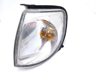 Nissan Terrano II 00-05 Front Left Turn Signal Light 261350X000 964287 - Image 1 of 4