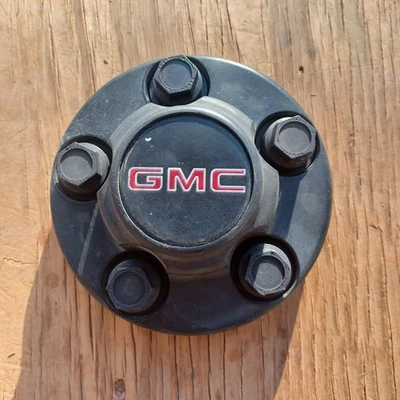 GMC Sierra Savannah Yukon XL tapa central, negro, 1996-2002 parte # 46249 01 Foto 1 de 3