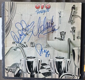 UFO Signed Vinyl Force It Michael Schenker Phill Mogg JSA COA Andy Parker - Picture 1 of 2