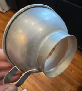 "Embudo de enlatado de boca ancha de aluminio vintage de 5"" con mango en excelente estado" - Imagen 1 de 9