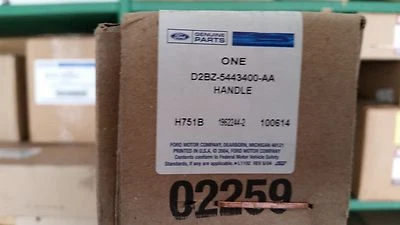 Mango original Ford Fiesta OEM D2BZ5443400AA nuevo en caja 2014 Foto 1 de 3