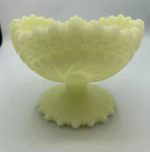 Vtg Fenton Satin Glass Hobstar Pinwheel PedestalCompote Dish Bowl Green Sticker - Picture 1 of 5