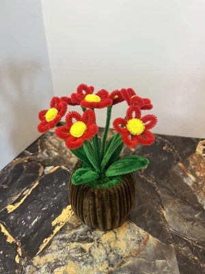 Limpador de cachimbo feito à mão flores em vaso marrom – buquê artificial vermelho e amarelo para artesanato - Imagem 1 de 3