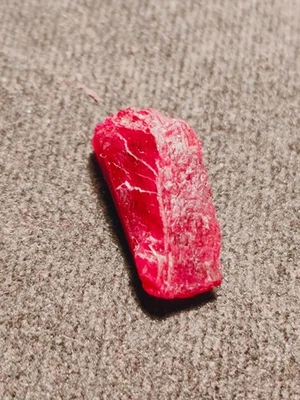 AAA Quality 100% Natural Mozambique Red Ruby Rough from Earth 17X8X6 mm Size - Image 1 of 3