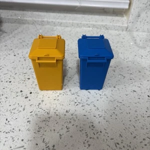 Bruder Garbage Truck REPLACEMENT Cans Trash Recycling Bin 3" Lot 2 Used. - Picture 1 of 9