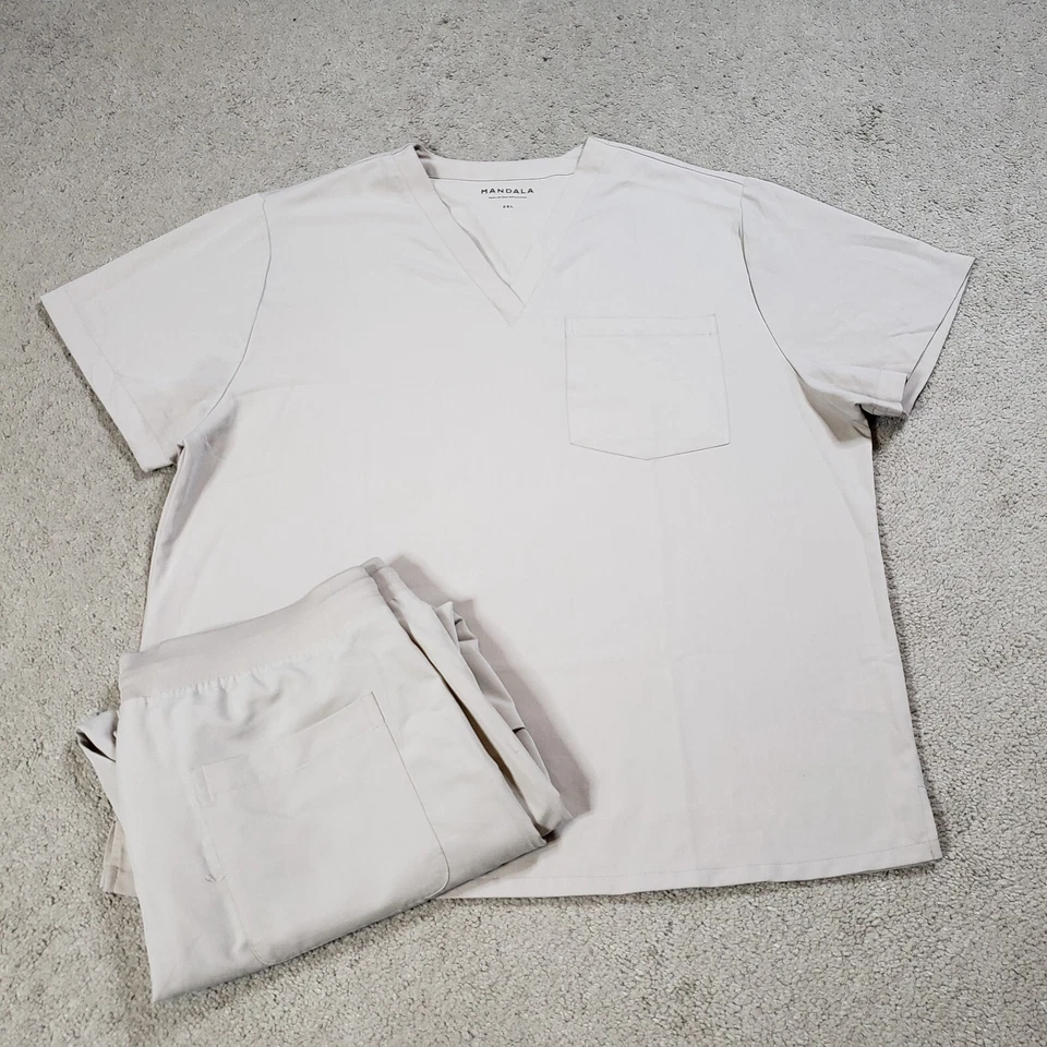 Juego Exfoliante Mandala 2 piezas 2XL Parte Superior Pantalones para Correr XL LEER Exfoliantes Bronceado Enfermería Foto 1 de 4