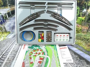 Märklin 8192 - Spur Z - Doppelgleispackung T1 elektr. Bogenweichen - OVP -#A2020 - Bild 1 von 8