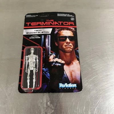"Figura retro TERMINATOR ReAction Super 7 T800 cromo ENDOSKELETON FUNKO 3,75""" Foto 1 de 3