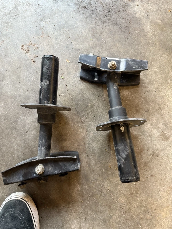 94-99 BMW E36 318I 328I M3 JUEGO DE PARES DE AMORTIGUADORES PARACHOQUES DELANTERO IZQUIERDO Y DERECHO OEM Foto 1 de 2