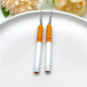 Zigarettenohrringe, lange Zigarettenohrringe, Neuheit Ohrringe, hypoallergen - Bild 1 von 2