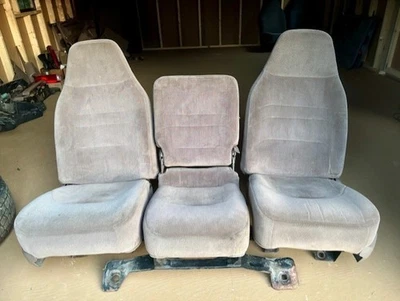 92-96 Ford F-150 Bronco 92-97 F250 F350 40/20/40 Buckets w/Jump Seat/Console OEM - Image 1 of 4