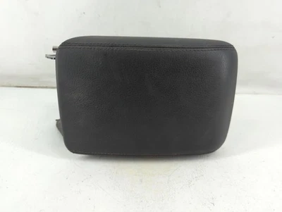 2009-2016 奥迪 A4 中控台扶手盖黑色 ZRIGZ — 第 1/4 张图片