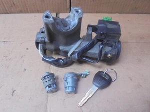 HONDA HRV 2001 IGNITION BARREL WITH DRIVER AND PASSENGER DOOR LOCKS - Picture 1 of 16