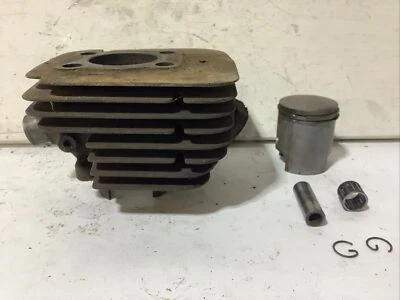 Yamaha HT-1  90 Cylinder No Broken Fins Nice Foto 1 de 4