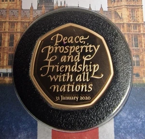 Moneda de 50 peniques 2020 Royal Mint Reino Unido prueba de oro Brexit retiro de cincuenta peniques de la UE - Imagen 1 de 8
