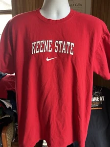 Keene State University Eulen Nike Loose Fit Large T-Shirt Top Zustand. - Bild 1 von 5