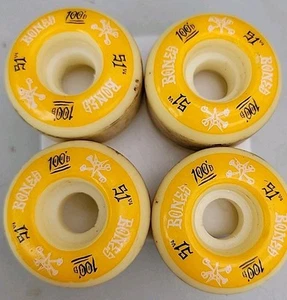 Bones 100s Skateboard Wheels - 51mm V4 - Yellow Set Of 4 - Picture 1 of 4
