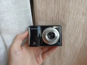 š„Olympus FE-47 Black 14.0MP digital compact cameraš„WORKing FULL SETš„ - Picture 1 of 7