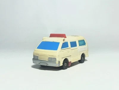 HASBRO VTG 1986 TRANSFORMERS G1 PROTECTOBOTS FIRST AID ACTION FIGURE DEFENSOR B - Image 1 of 4