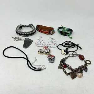 Boho Hippy Costume Jewelry Lot w/ Necklaces Earrings Bracelets & Pendant - Picture 1 of 6