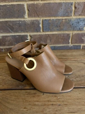 Sandalias de tacón Calvin Klein Adria tostadas talla 7 EE. UU. Foto 1 de 4