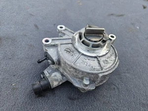 08-19 BMW F10 550i 750Li X5 X6 4.4 V8 N63 ENGINE MOTOR VACUUM PUMP OEM 072523 - Picture 1 of 4
