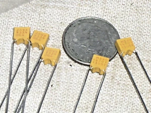 5 MILITARY CERAMIC CAPACITOR 220PF 200V MIL M39014/01-1305 CKR05BX221KRV 221 - Picture 1 of 6