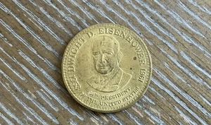 DWIGHT D. EISENHOWER Commemorative President Coin Token Gold Tone - Picture 1 of 2
