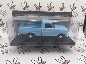 DIE CAST 1/24 " FORD F100 - 1972 " - Picture 1 of 4