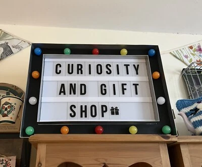 Cult Furniture Cinematic Plug In Light Box, Assorted Letters, 42cm x 30cm BNWT - Imagem 1 de 4