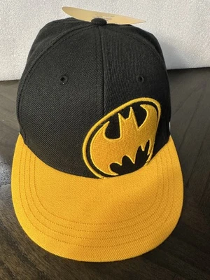 Sombrero Batman DC WB-Comics L/XL 14 años + Acrílico/Lana Negro y Amarillo NUEVO con ETIQUETA Foto 1 de 4