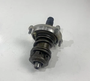 ♻️ Honda ST 1300 Pan European 2002 - 2012 Engine Final Drive Shaft with Bolts ♻️ - Picture 1 of 9