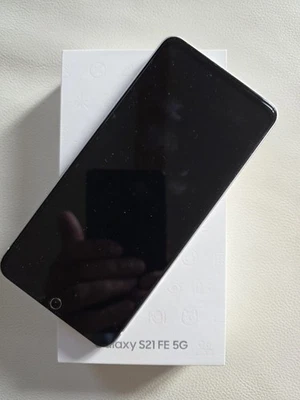 Samsung Galaxy S21 FE 5G SM-G990B/DS 128GB Weiß Ohne Simlock Top-Zustand - Bild 1 von 3