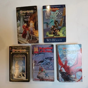 Lot of 5 Dragonlance/Dragonlord Fantasy PB Books D&D Random Titles - Preowned - Imagen 1 de 6