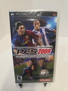 PSP: Pro Evolution Soccer PES 2009 Sony Playstation Portatile Nuovo Sigillato - Foto 1 di 5