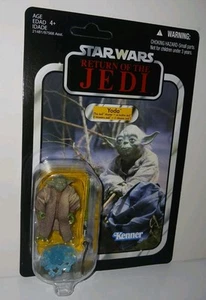 Star Wars VC 20 YODA VARIANT Rare CANADIAN CARD ONLY UNPUNCHED Action Figure MOC - Picture 1 of 7