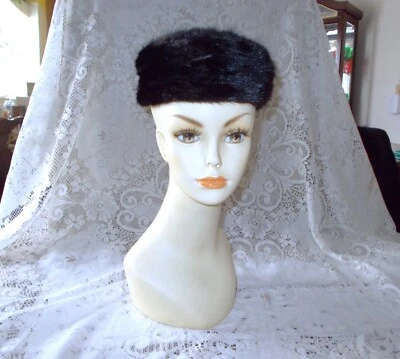 Precioso sombrero pastillero de piel de visón rancho negro de colección de los años 50 Bettine The May Co. 21" Foto 1 de 4