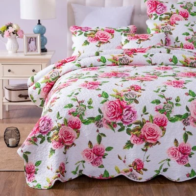 DaDa Bedding Romantic Roses Spring Pink Valentine Scalloped Floral Bedspread Set