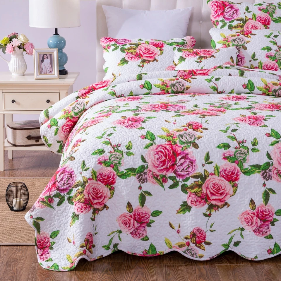 DaDa Bedding Romantic Roses Spring Pink Valentine Scalloped Floral Bedspread Set - Image 1 of 4