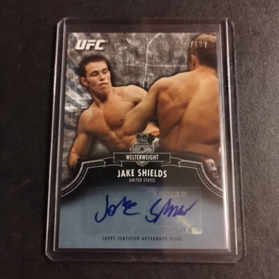 Jake Shields Auto Card  2012 Topps UFC Bloodlines #42/137 - Image 1 of 2