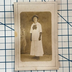 RPPC Vintage Early 1900s Woman in Wide-Brim Hat Studio Portrait Postcard - Picture 1 of 3